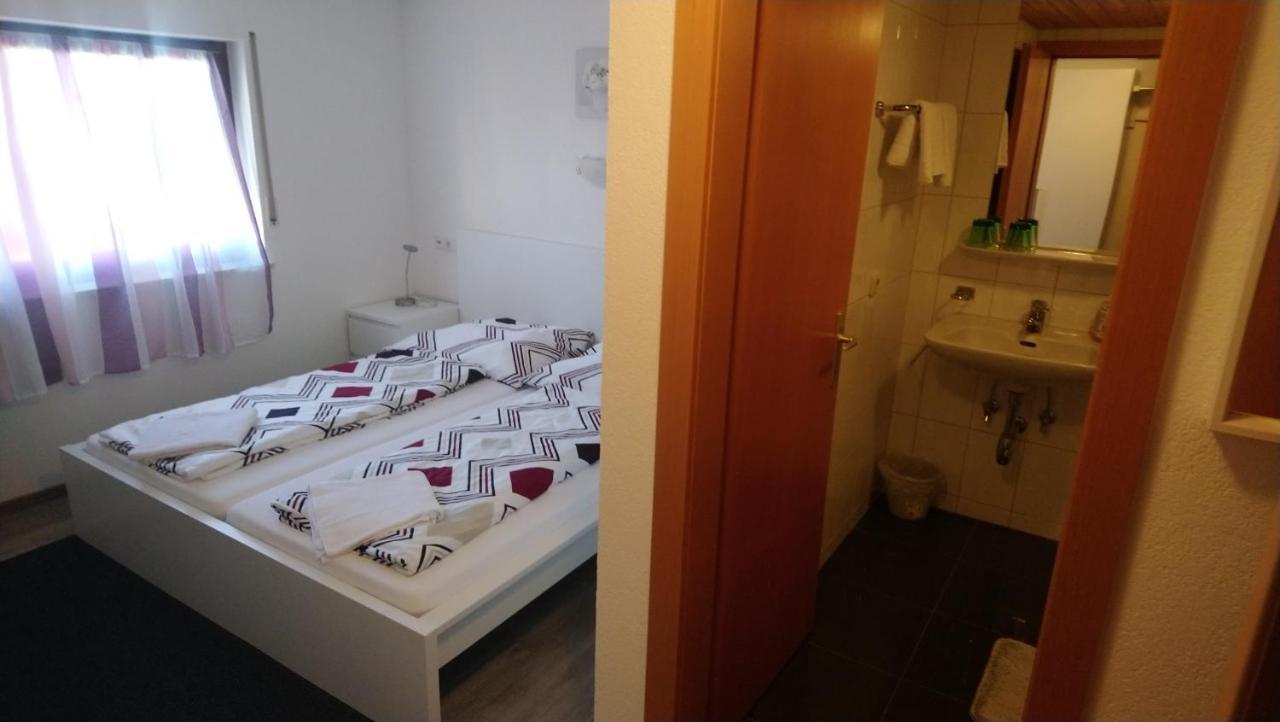 Gasthaus Krone Ubersaxen Екстер'єр фото
