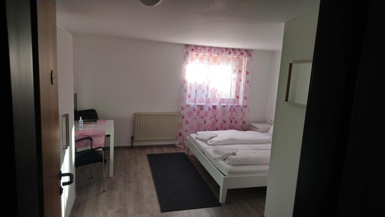 Gasthaus Krone Ubersaxen Екстер'єр фото