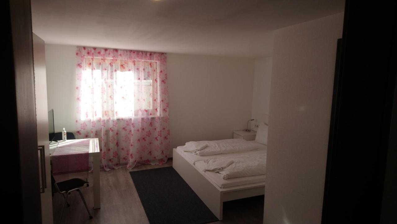 Gasthaus Krone Ubersaxen Екстер'єр фото