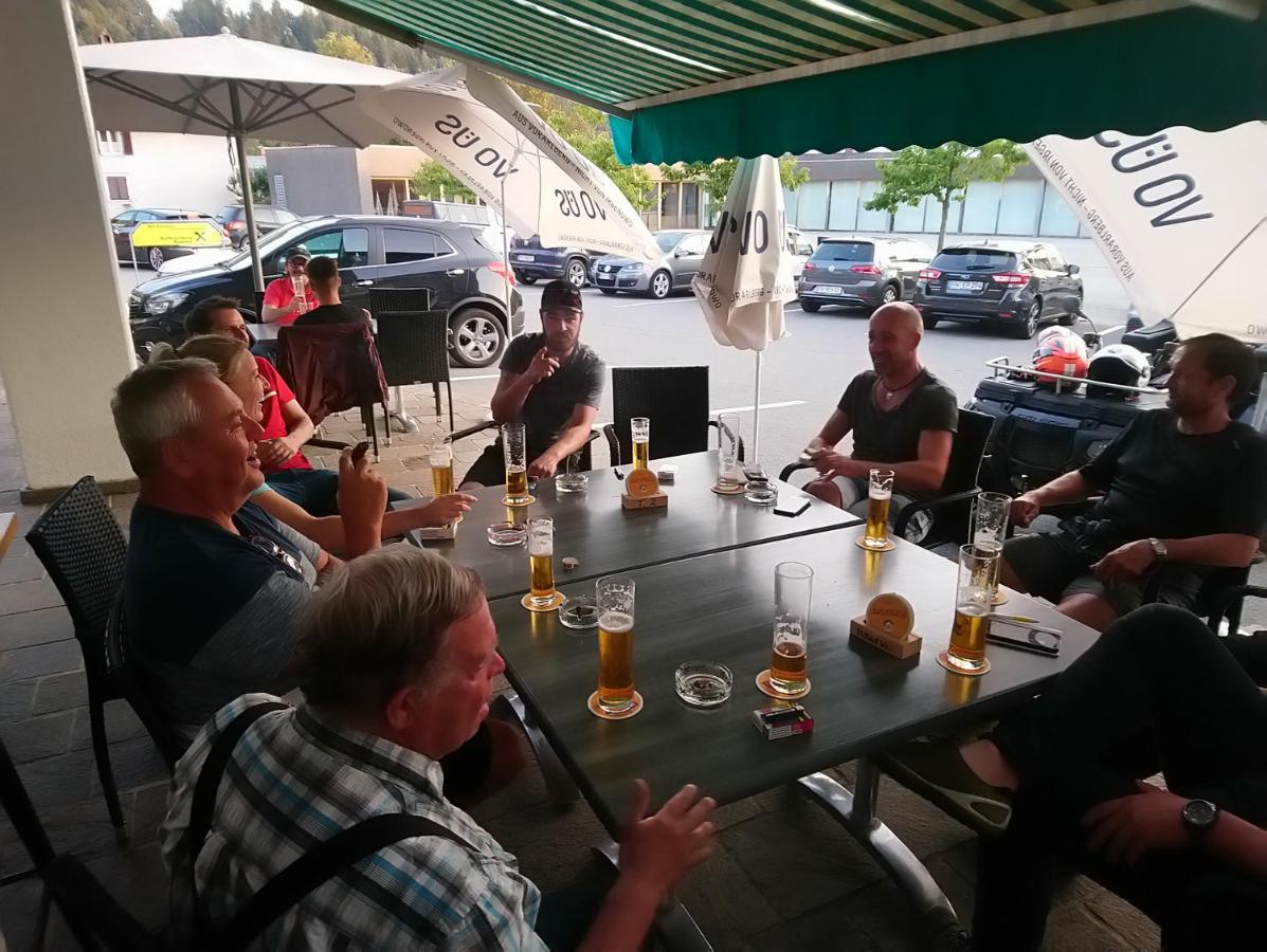 Gasthaus Krone Ubersaxen Екстер'єр фото