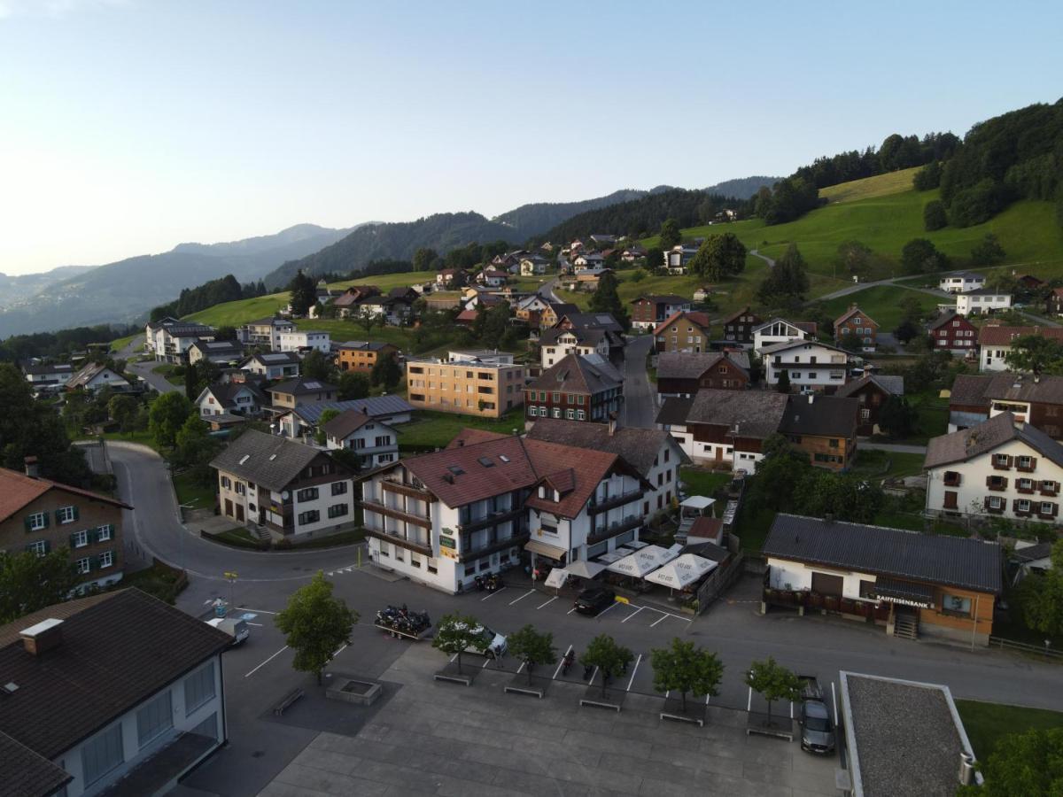 Gasthaus Krone Ubersaxen Екстер'єр фото