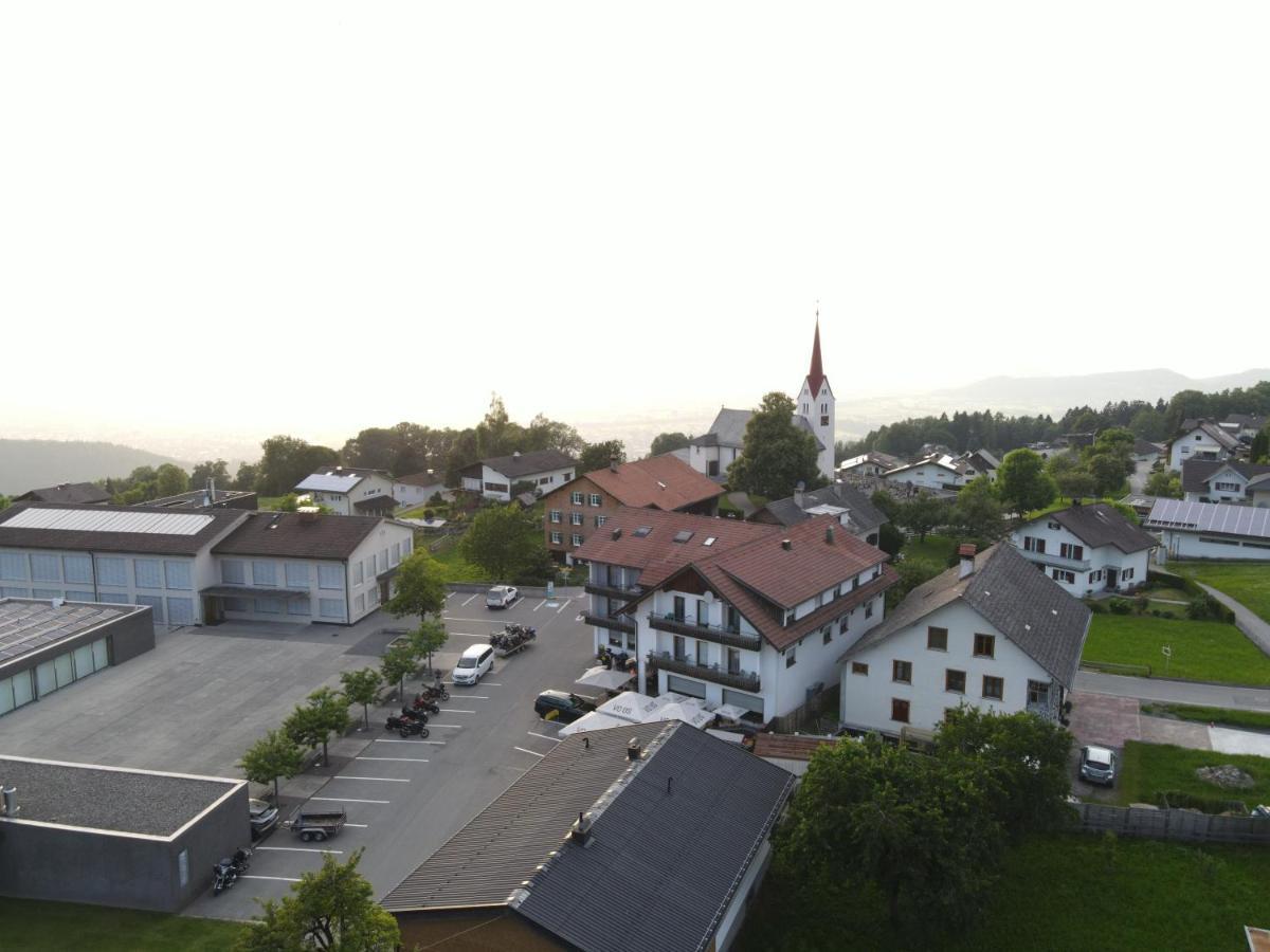 Gasthaus Krone Ubersaxen Екстер'єр фото